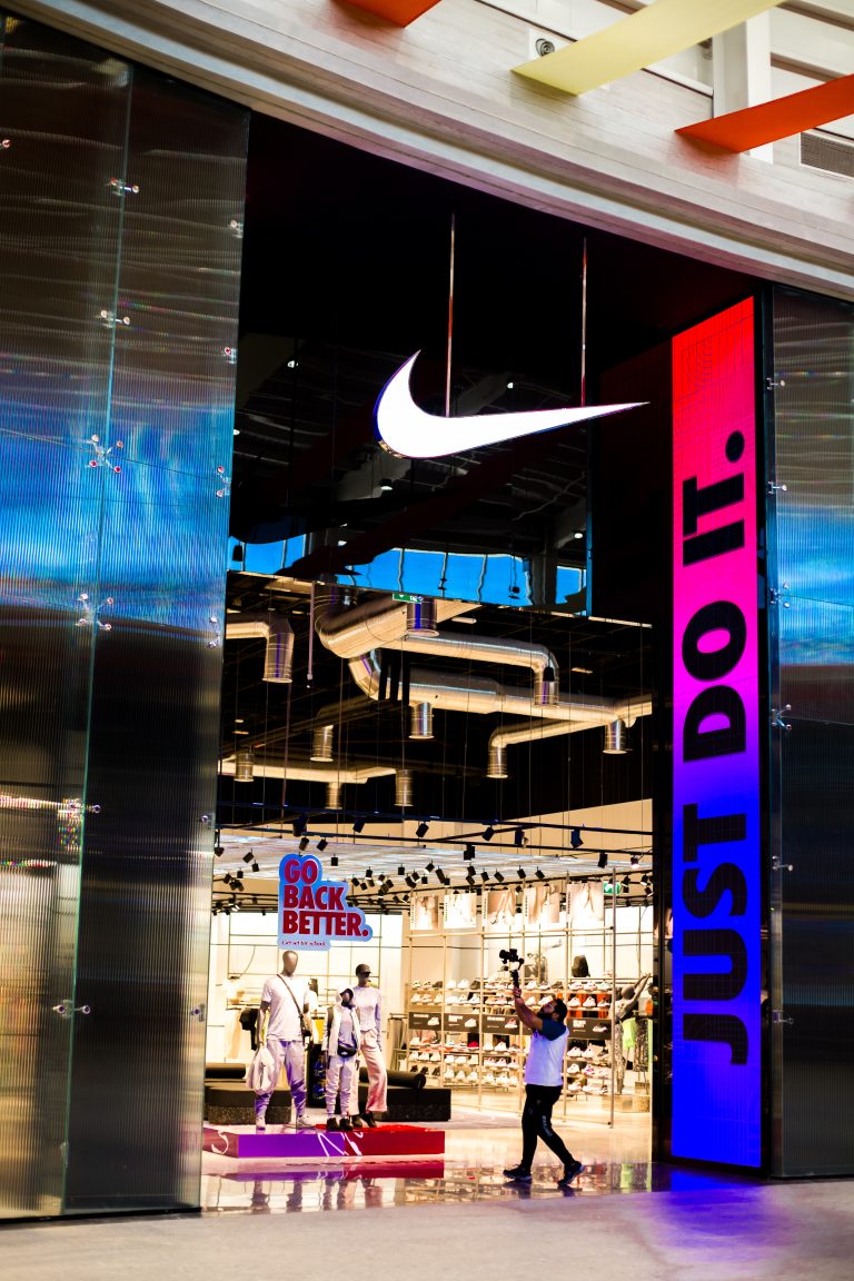 NIKE D5- Entrance Acrylic Swoosh