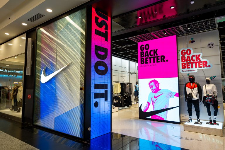 NIKE Alex- Corner LED Indoor Screens