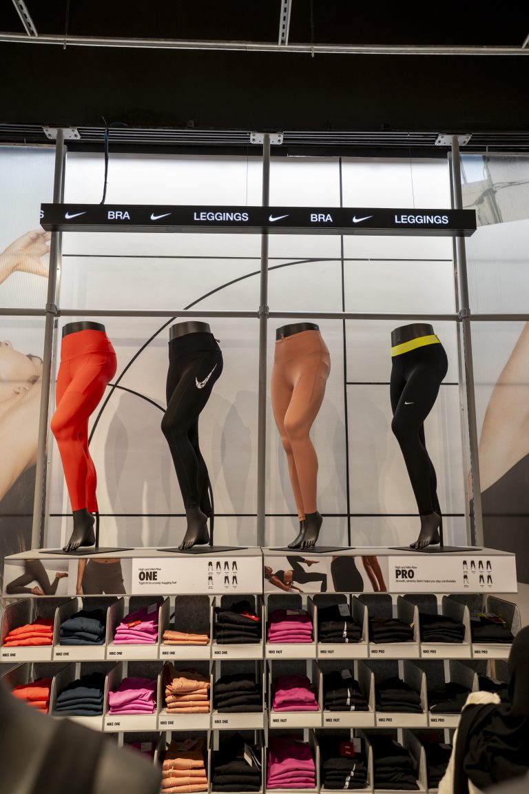 NIKE Alex- LED Ticker Tape